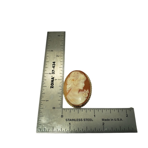 Vintage 14 Karat Yellow Gold Cameo Brooch/Pendant #13079 - Picture 6 of 6